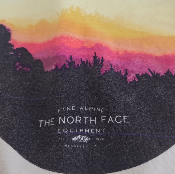 The North Face Peak Sunset Fine Alpine Equipment Graphic Tee  XL - Picture 5 of 6